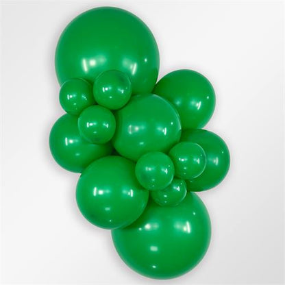 160B Deluxe Shamrock Green Balloons