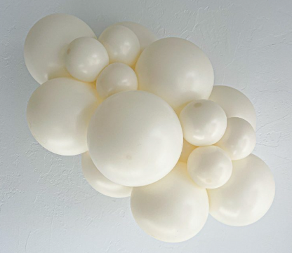 17" Metallic Lace TUFTEX Balloons
