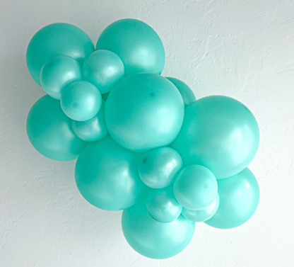 11" Metallic Seafoam TUFTEX Balloons